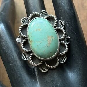 Vintage Old Pawn Navajo Sterling Silver Green Turquoise Ring Size 7